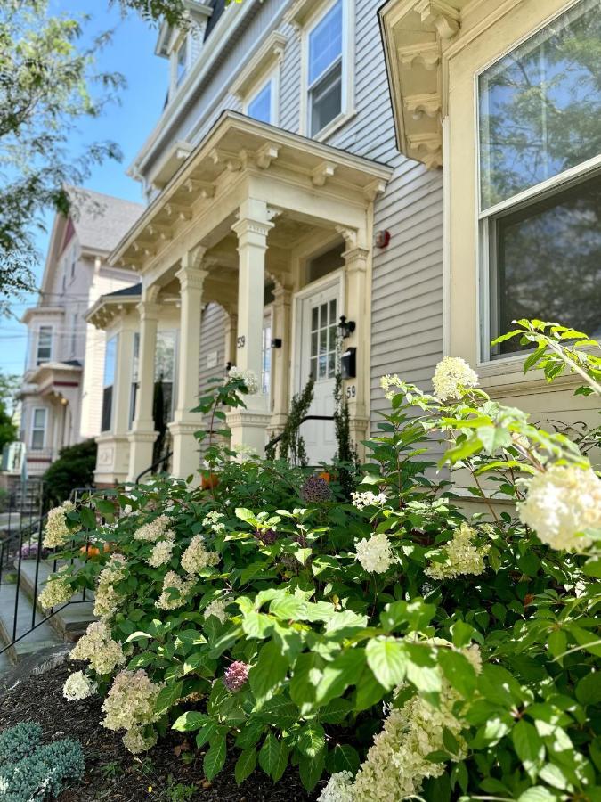 2 Bedroom Apt Walk To Brown&Risd Providence Exterior photo